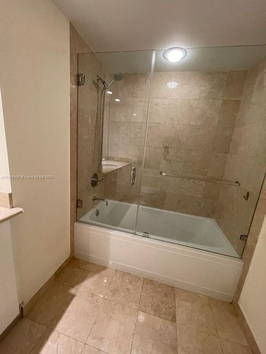 最近售出: $995,000 (2 贝兹, 2 浴室, 1505 平方英尺)