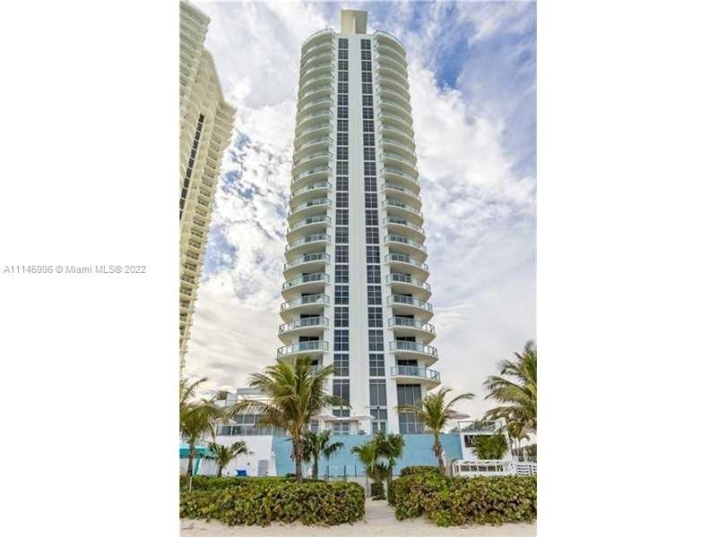 Recently Sold: $988,000 (2 beds, 3 baths, 1431 Square Feet)