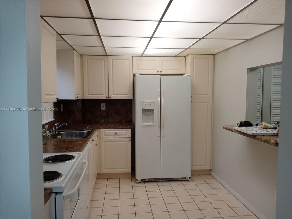 Recently Rented: $1,400 (1 beds, 1 baths, 981 Square Feet)