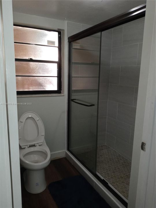 Recently Rented: $1,400 (1 beds, 1 baths, 981 Square Feet)