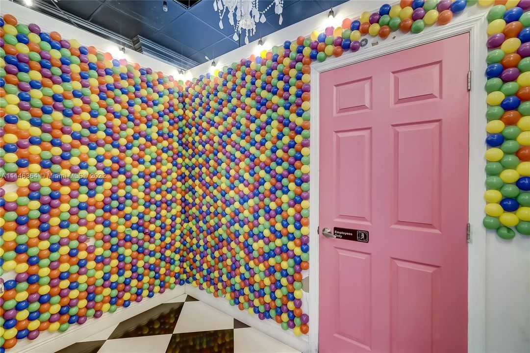 Recently Sold: $999,999 (0 beds, 0 baths, 0 Square Feet)