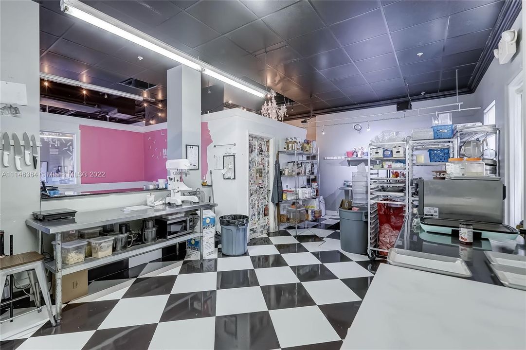 Recently Sold: $999,999 (0 beds, 0 baths, 0 Square Feet)