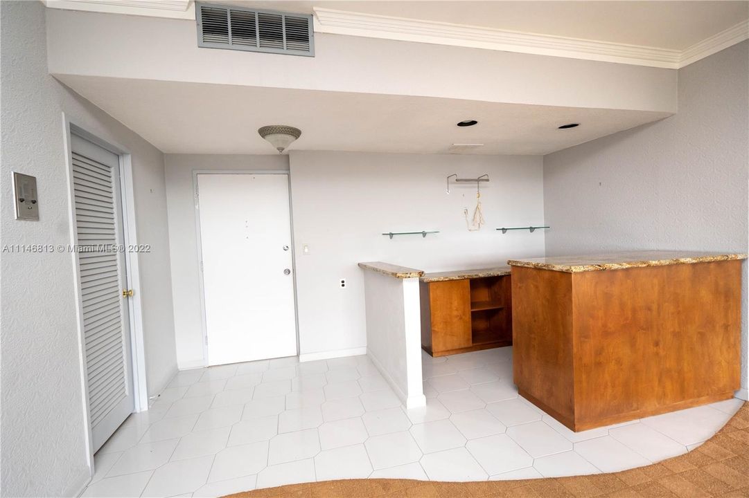 Recently Sold: $1,200,000 (3 beds, 2 baths, 2300 Square Feet)
