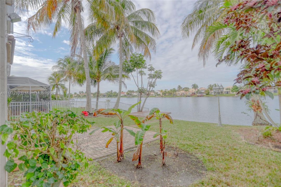 Recently Sold: $609,999 (4 beds, 2 baths, 2347 Square Feet)