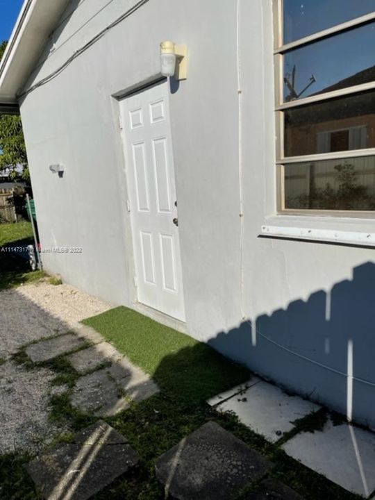 最近租的: $825 (0 贝兹, 1 浴室, 0 平方英尺)