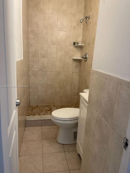 最近租的: $825 (0 贝兹, 1 浴室, 0 平方英尺)