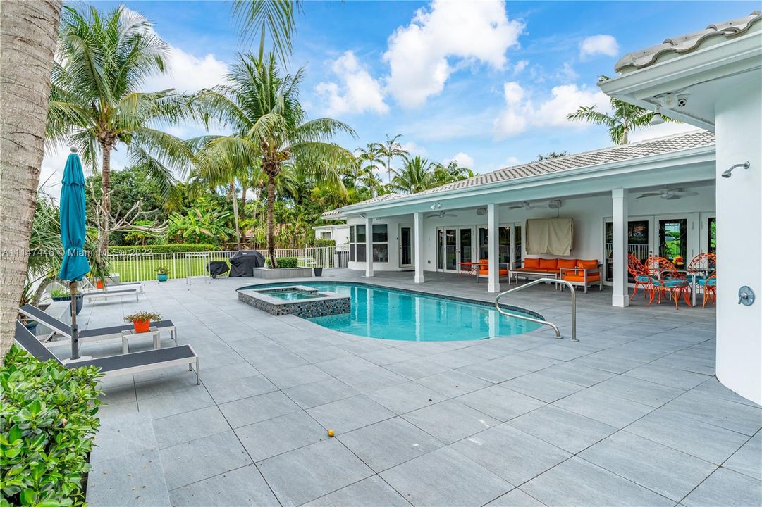Recently Sold: $1,499,000 (4 beds, 4 baths, 4433 Square Feet)