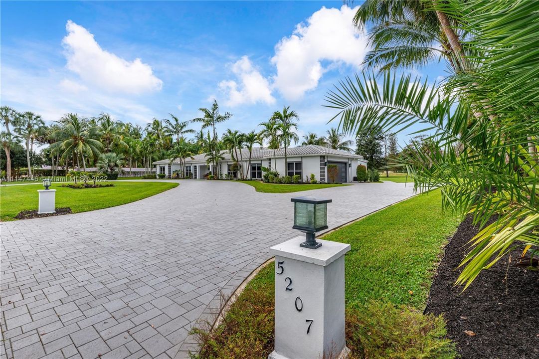 Recently Sold: $1,499,000 (4 beds, 4 baths, 4433 Square Feet)