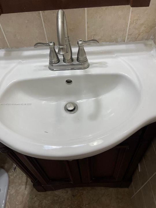 Недавно арендовано: $1,900 (2 спален, 1 ванн, 896 Квадратных фут)