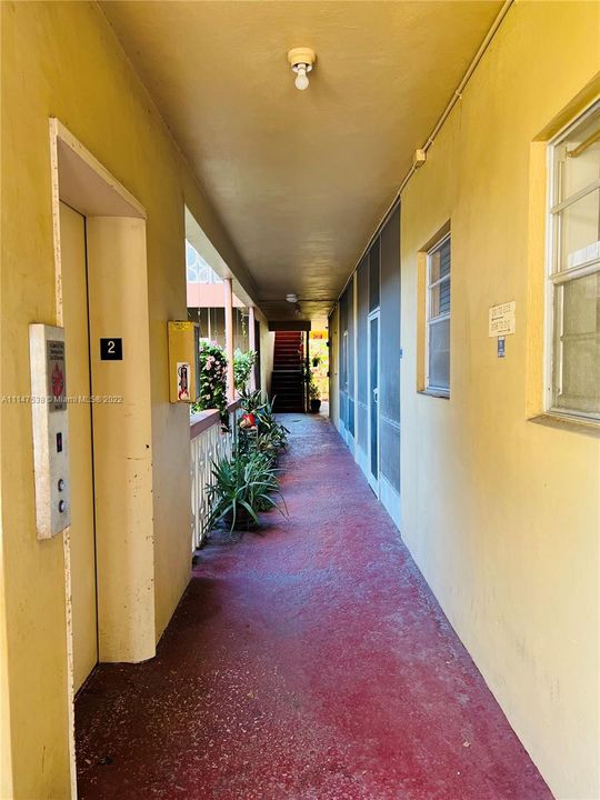 Recently Sold: $148,000 (1 beds, 1 baths, 650 Square Feet)