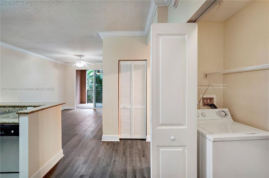 Vendido Recientemente: $179,900 (1 camas, 1 baños, 817 Pies cuadrados)