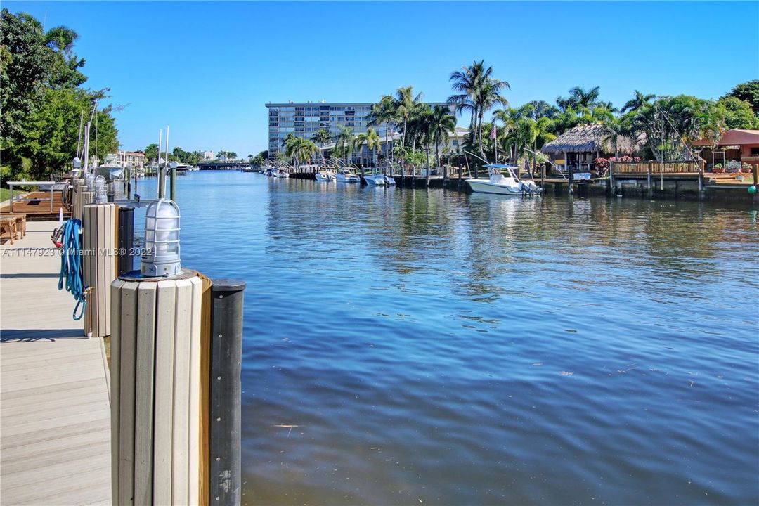 Vendido Recientemente: $1,850,000 (4 camas, 3 baños, 1946 Pies cuadrados)