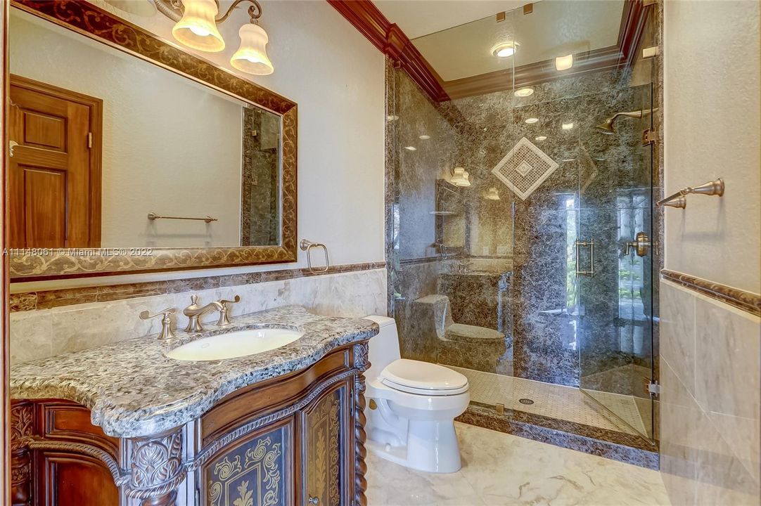 最近租的: $40,000 (6 贝兹, 7 浴室, 11863 平方英尺)