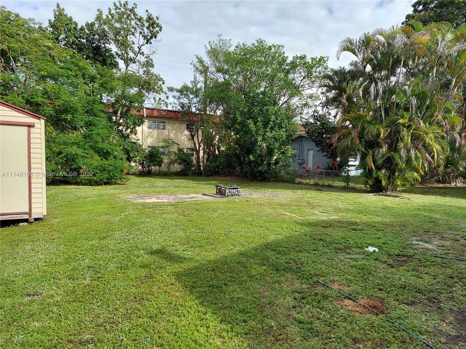 Recently Sold: $450,000 (0 beds, 0 baths, 1273 Square Feet)
