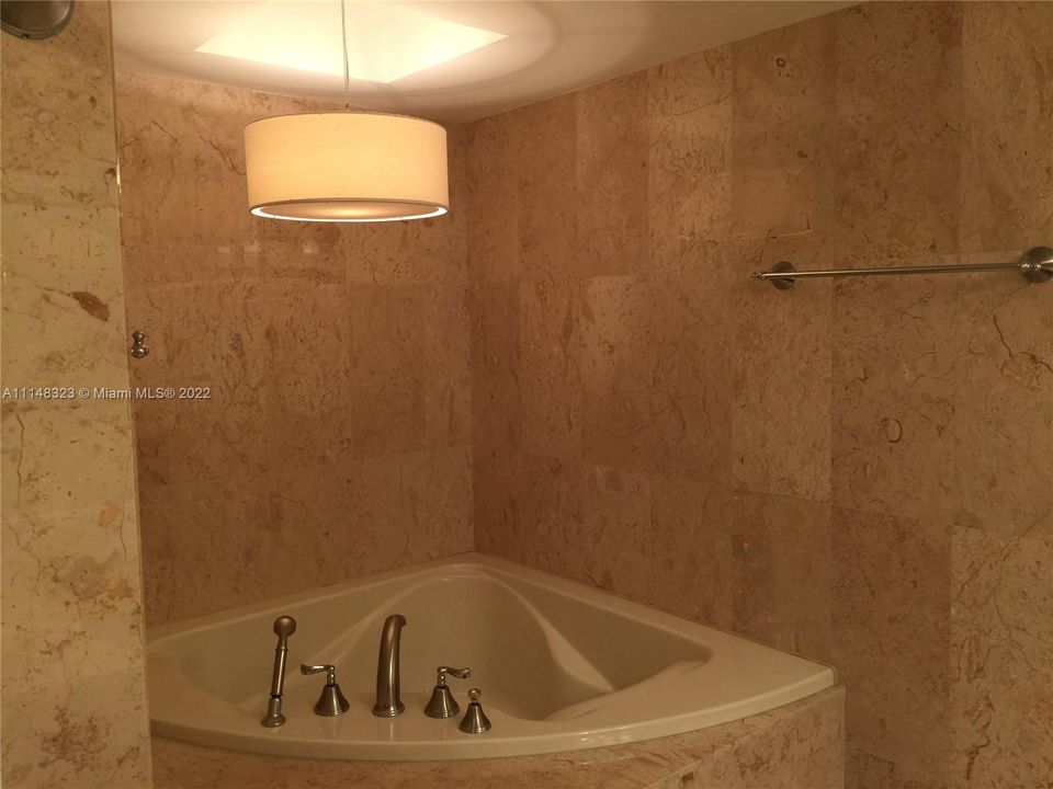 Недавно арендовано: $7,250 (2 спален, 2 ванн, 1720 Квадратных фут)