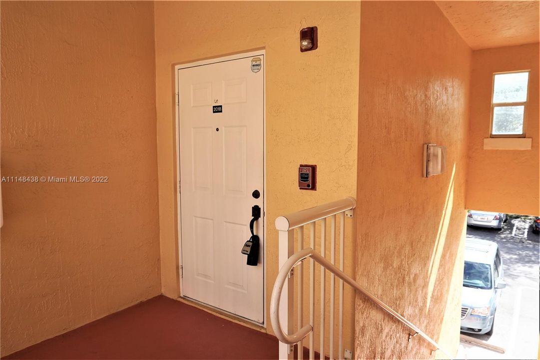 Vendido Recientemente: $265,000 (3 camas, 2 baños, 1524 Pies cuadrados)