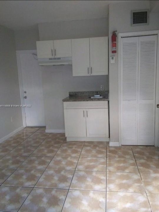 Recently Rented: $1,000 (1 beds, 1 baths, 0 Square Feet)