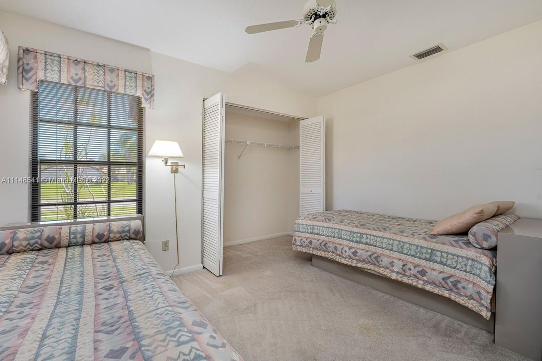 最近售出: $155,000 (3 贝兹, 2 浴室, 1688 平方英尺)