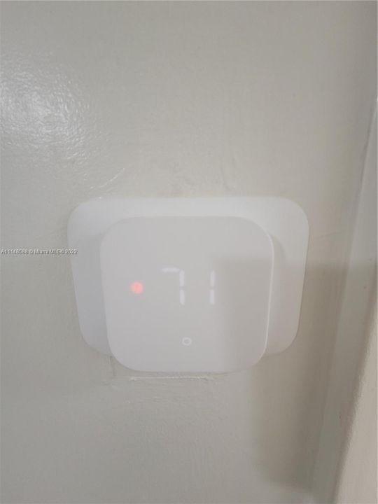 Recently Rented: $1,975 (2 beds, 2 baths, 1100 Square Feet)