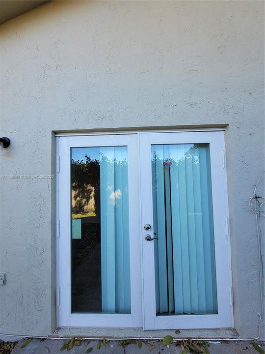 Recently Rented: $1,975 (2 beds, 2 baths, 1100 Square Feet)