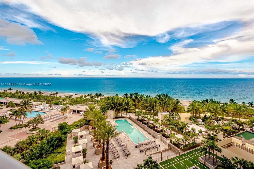Recently Sold: $2,299,000 (1 beds, 2 baths, 1069 Square Feet)