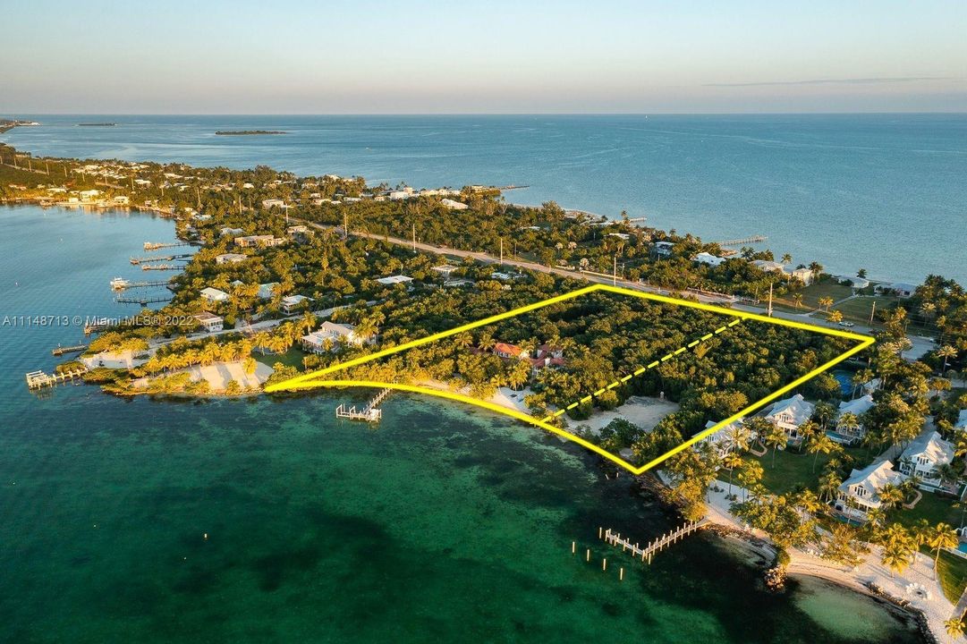 The adjacent property, 75850 Overseas Highway,  may be purchased by the Buyer of 75900 Overseas Highway.
