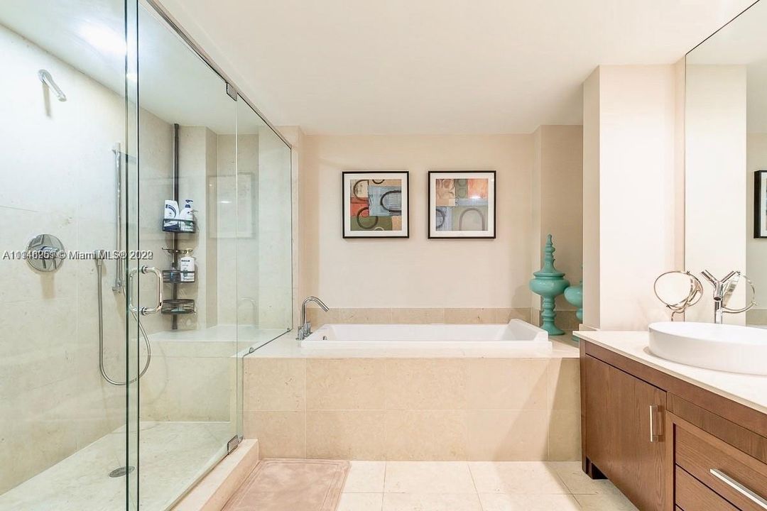 最近租的: $6,200 (2 贝兹, 2 浴室, 1518 平方英尺)