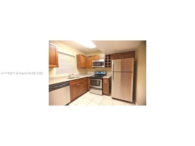 Recently Rented: $1,800 (1 beds, 1 baths, 628 Square Feet)