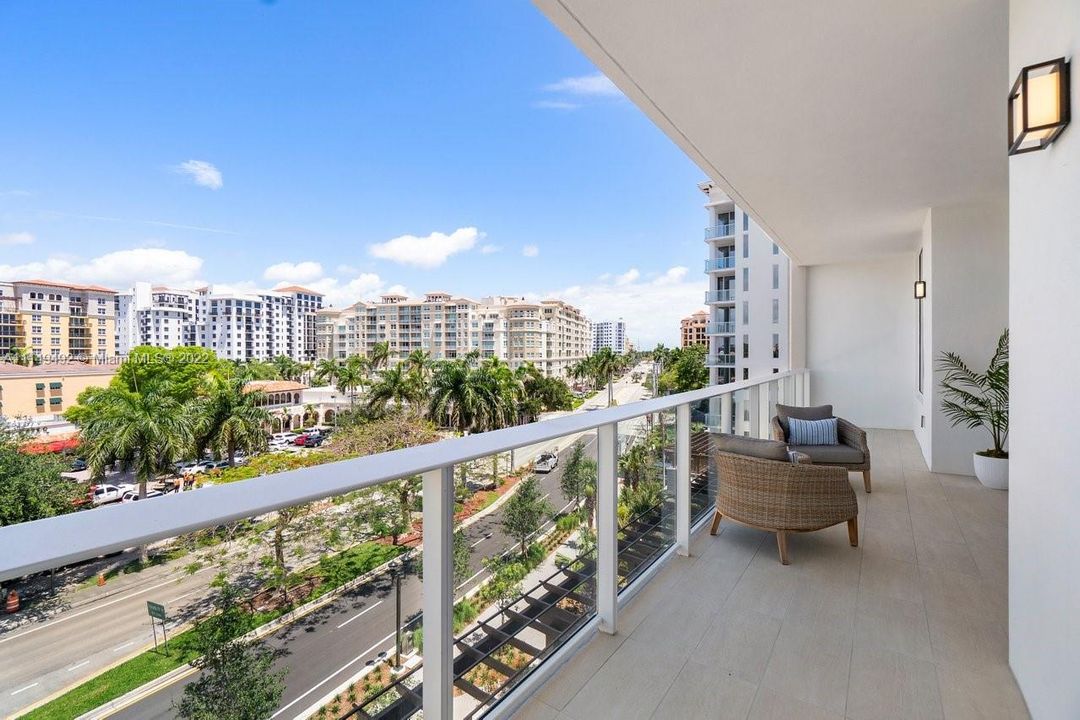 Recently Sold: $1,695,000 (2 beds, 3 baths, 0 Square Feet)