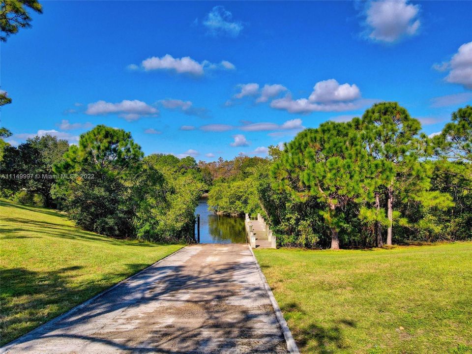 Vendido Recientemente: $284,900 (3 camas, 2 baños, 1159 Pies cuadrados)