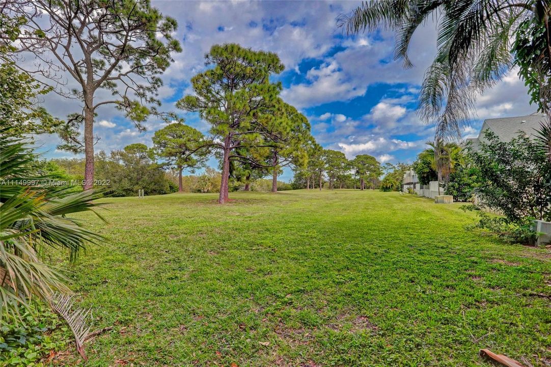 Vendido Recientemente: $284,900 (3 camas, 2 baños, 1159 Pies cuadrados)