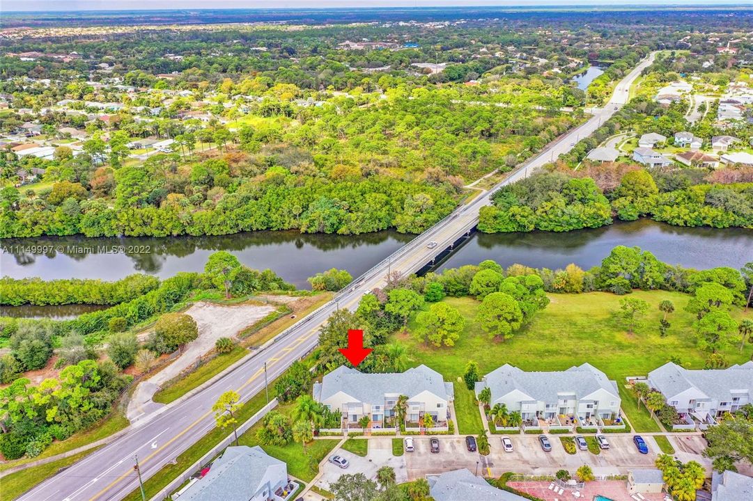 Vendido Recientemente: $284,900 (3 camas, 2 baños, 1159 Pies cuadrados)