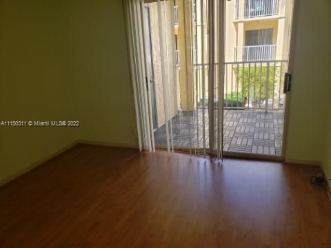 Recently Rented: $1,700 (1 beds, 1 baths, 700 Square Feet)