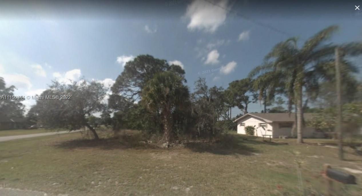 Vendido Recientemente: $12,000 (0.24 acres)