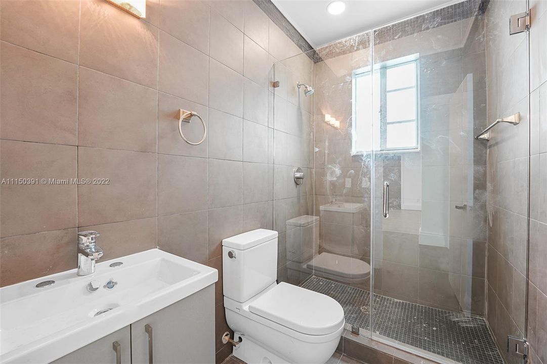 Недавно арендовано: $3,200 (3 спален, 2 ванн, 7830 Квадратных фут)