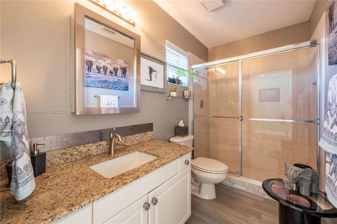 Top floor bathroom #4