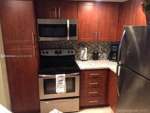 Recently Rented: $1,500 (1 beds, 1 baths, 743 Square Feet)