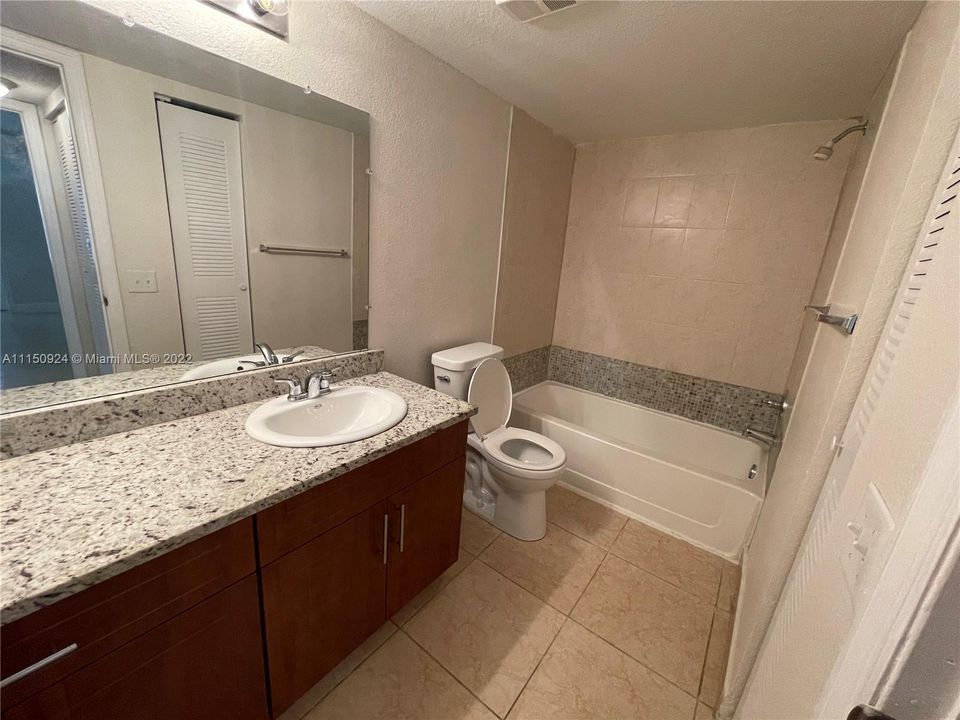 Recently Rented: $1,500 (1 beds, 1 baths, 743 Square Feet)