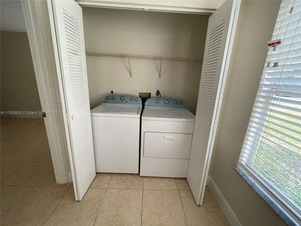 Recently Rented: $1,500 (1 beds, 1 baths, 743 Square Feet)