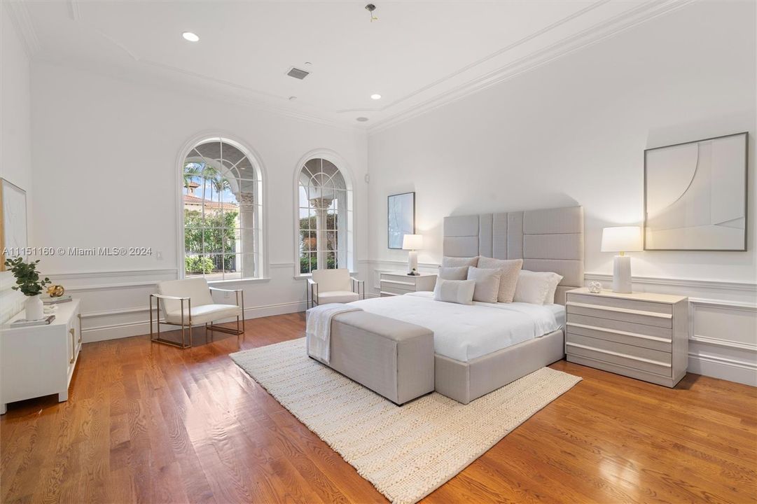 Active With Contract: $11,995,000 (6 beds, 9 baths, 12512 Square Feet)