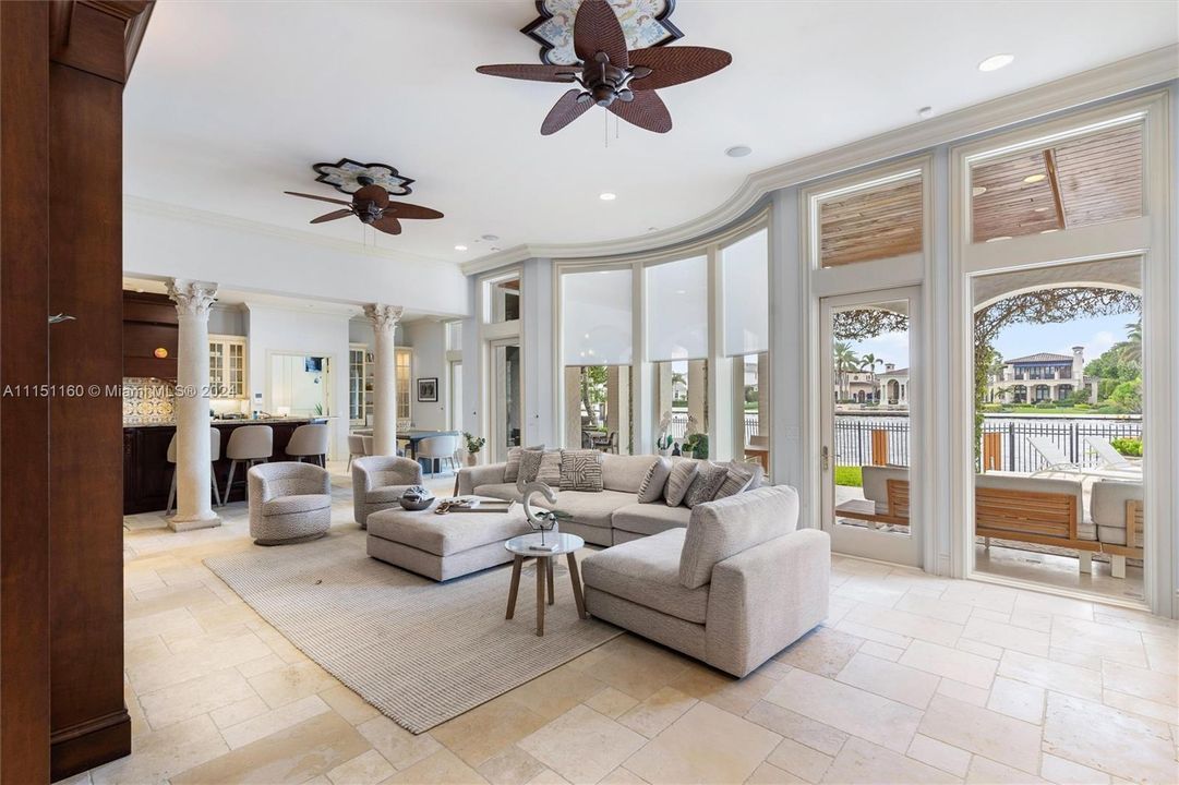 Active With Contract: $11,995,000 (6 beds, 9 baths, 12512 Square Feet)