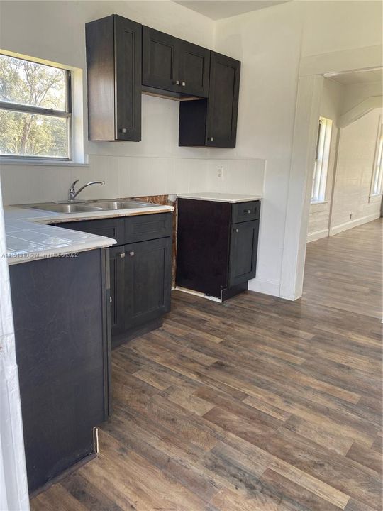 Recently Rented: $950 (2 beds, 1 baths, 0 Square Feet)