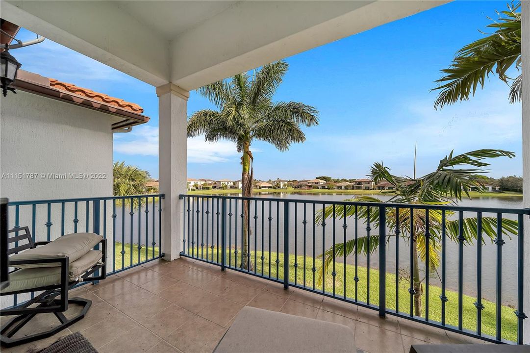 nice balcony upstairs in the Master bedroom overlooking the lake