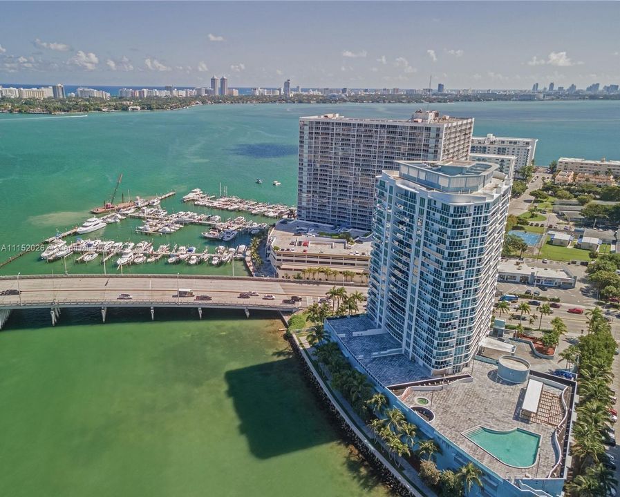 Recently Sold: $420,000 (2 beds, 2 baths, 1262 Square Feet)