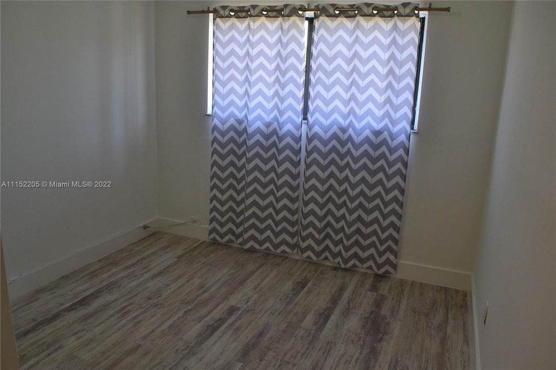 Recently Rented: $2,000 (3 beds, 2 baths, 1035 Square Feet)