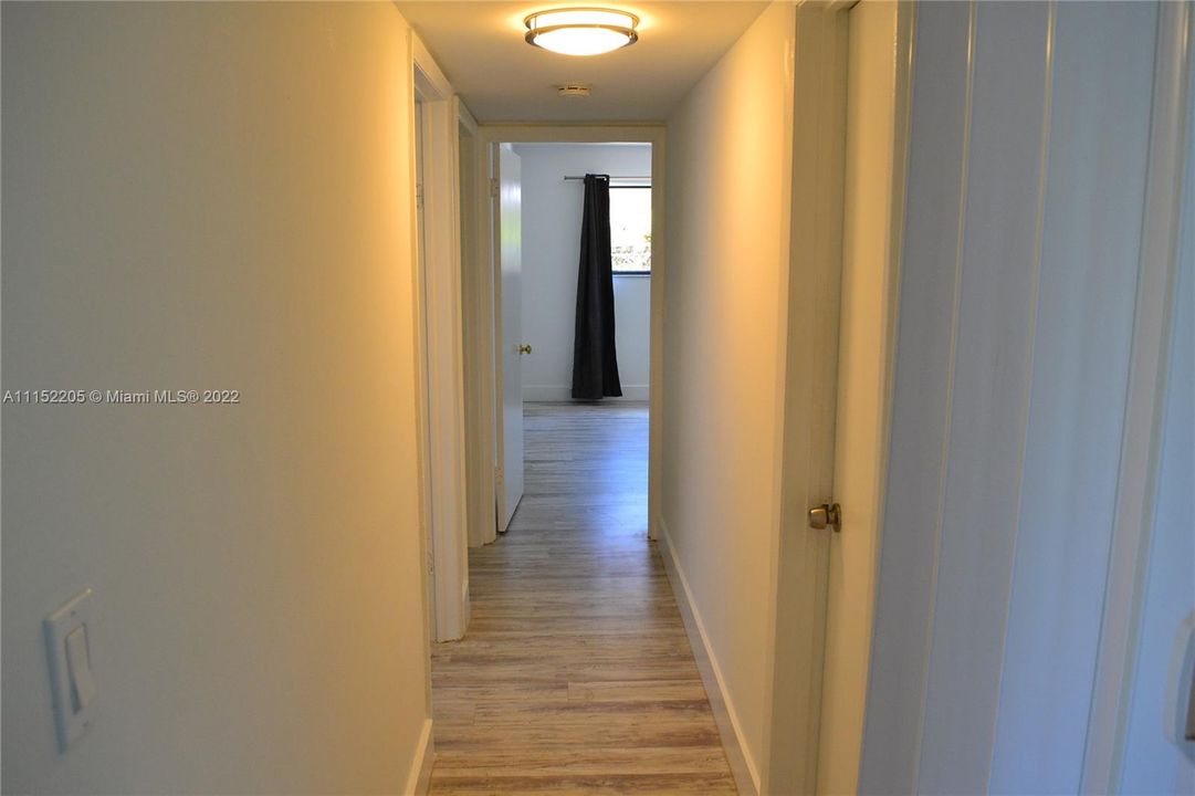 Recently Rented: $2,000 (3 beds, 2 baths, 1035 Square Feet)