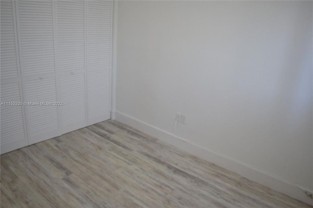 Recently Rented: $2,000 (3 beds, 2 baths, 1035 Square Feet)