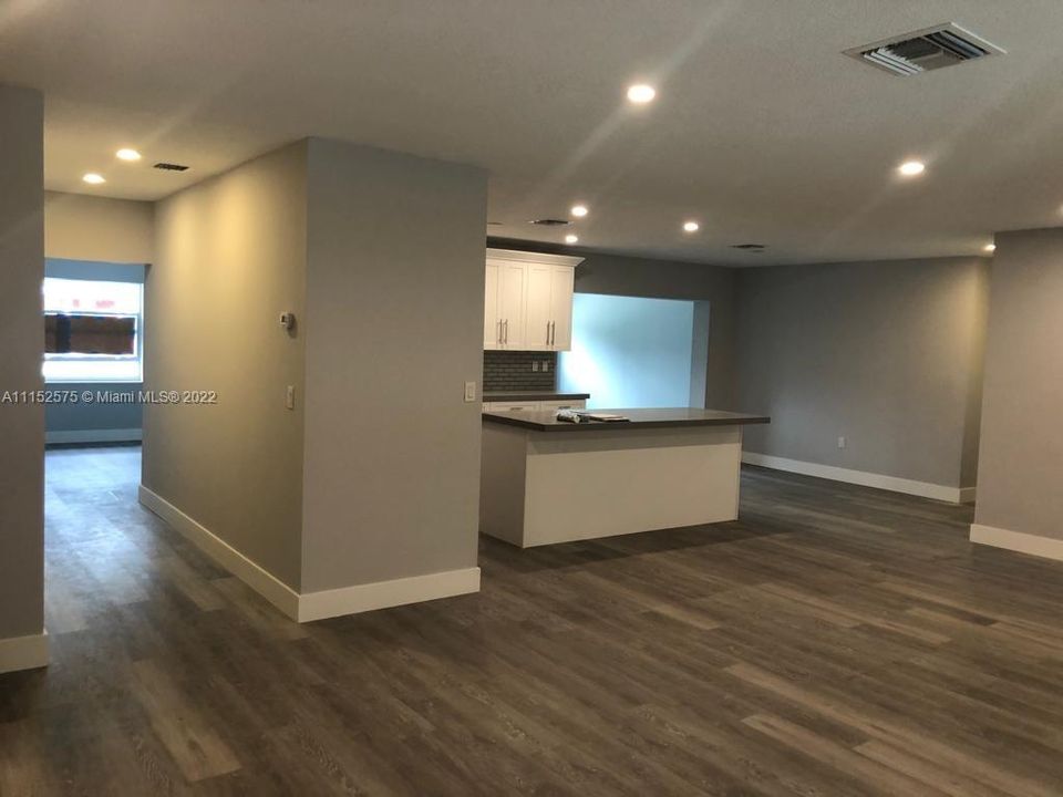 Recently Rented: $5,000 (4 beds, 2 baths, 2073 Square Feet)