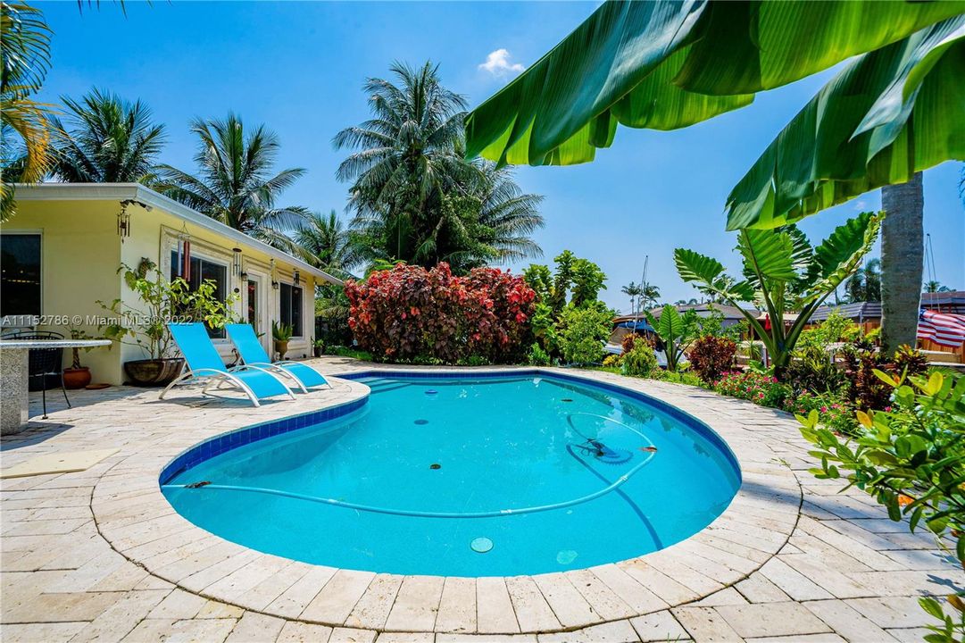 Recently Sold: $898,000 (0 beds, 0 baths, 2266 Square Feet)