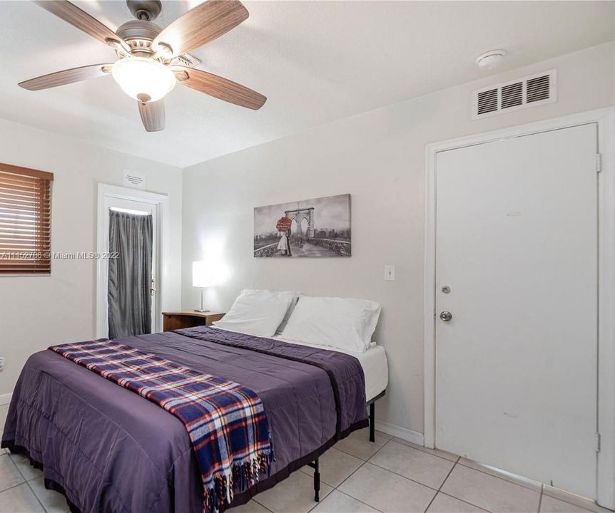 Recently Sold: $898,000 (0 beds, 0 baths, 2266 Square Feet)